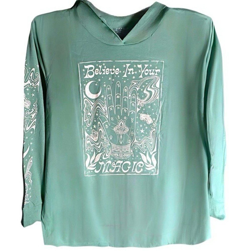 TORRID Magic Classic Fit Hoodie Tee NWT Size 4X‎